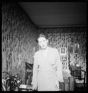 Annemarie Schwarzenbach: Frankreich, Paris: Menschen; Mops Sternheim (1933)