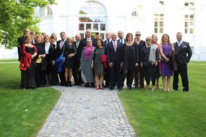 Die Delegation aus Israel vor dem Palais Schönburg © Petra Paul